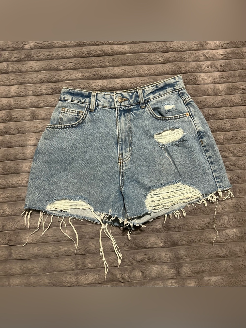 PrettyLittleThing Light Blue Distressed Denim Shorts